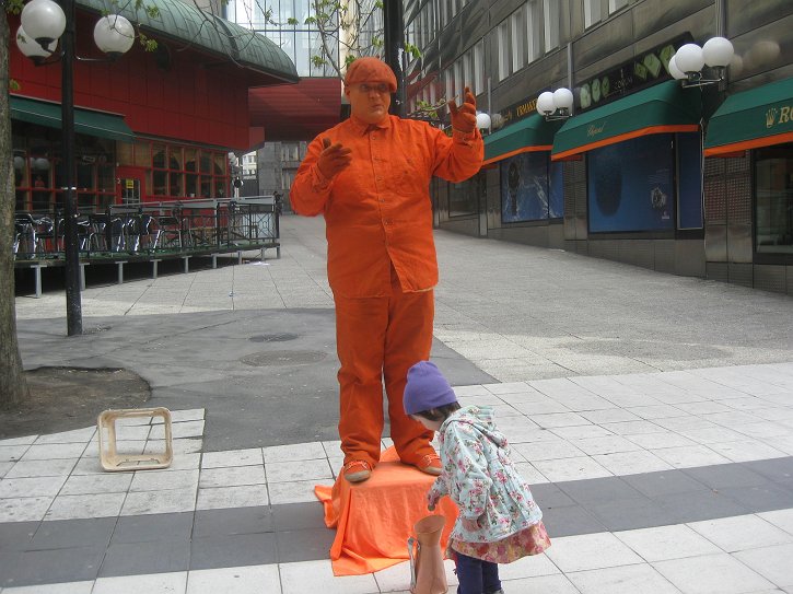 93213708_40029921_middle