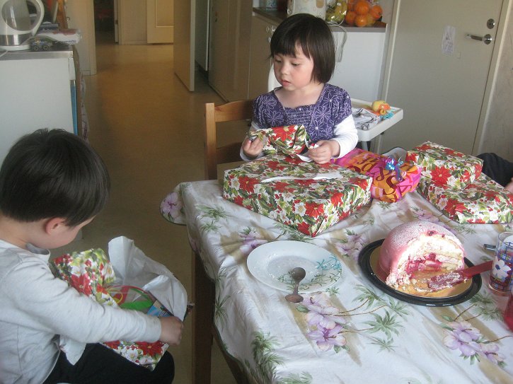 95199311_40029921_middle